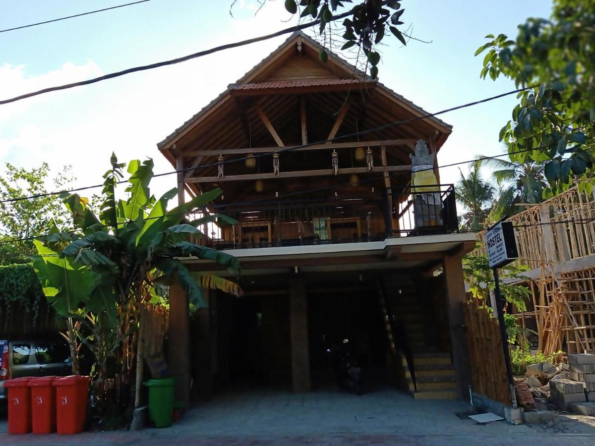 Happy Penida Hostel Toyapakeh Exteriör bild